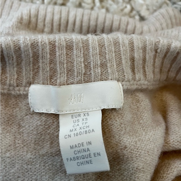 HM sweater vest - Picture 3 of 3